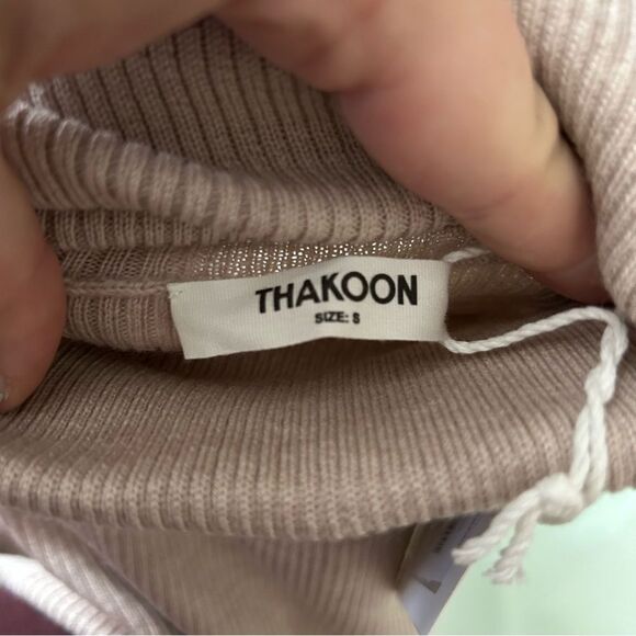 Thakoon Sweater Turtleneck Open Back Oatmeal Tan Merino Wool Casual Soft Cozy - Picture 9 of 11